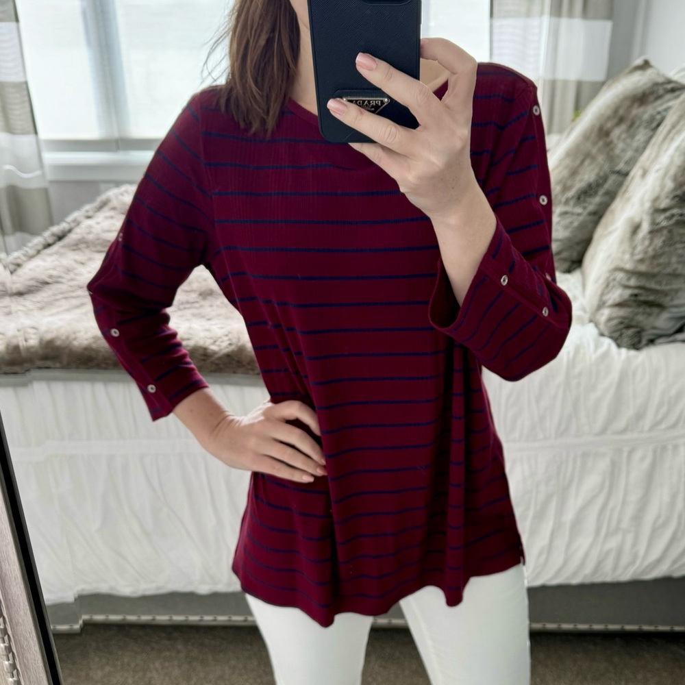 Liz Claiborne XL Maroon Navy Stripped 3/4 sleeve women’s Top with button detail